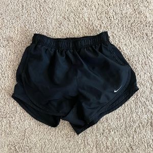 Black nike shorts